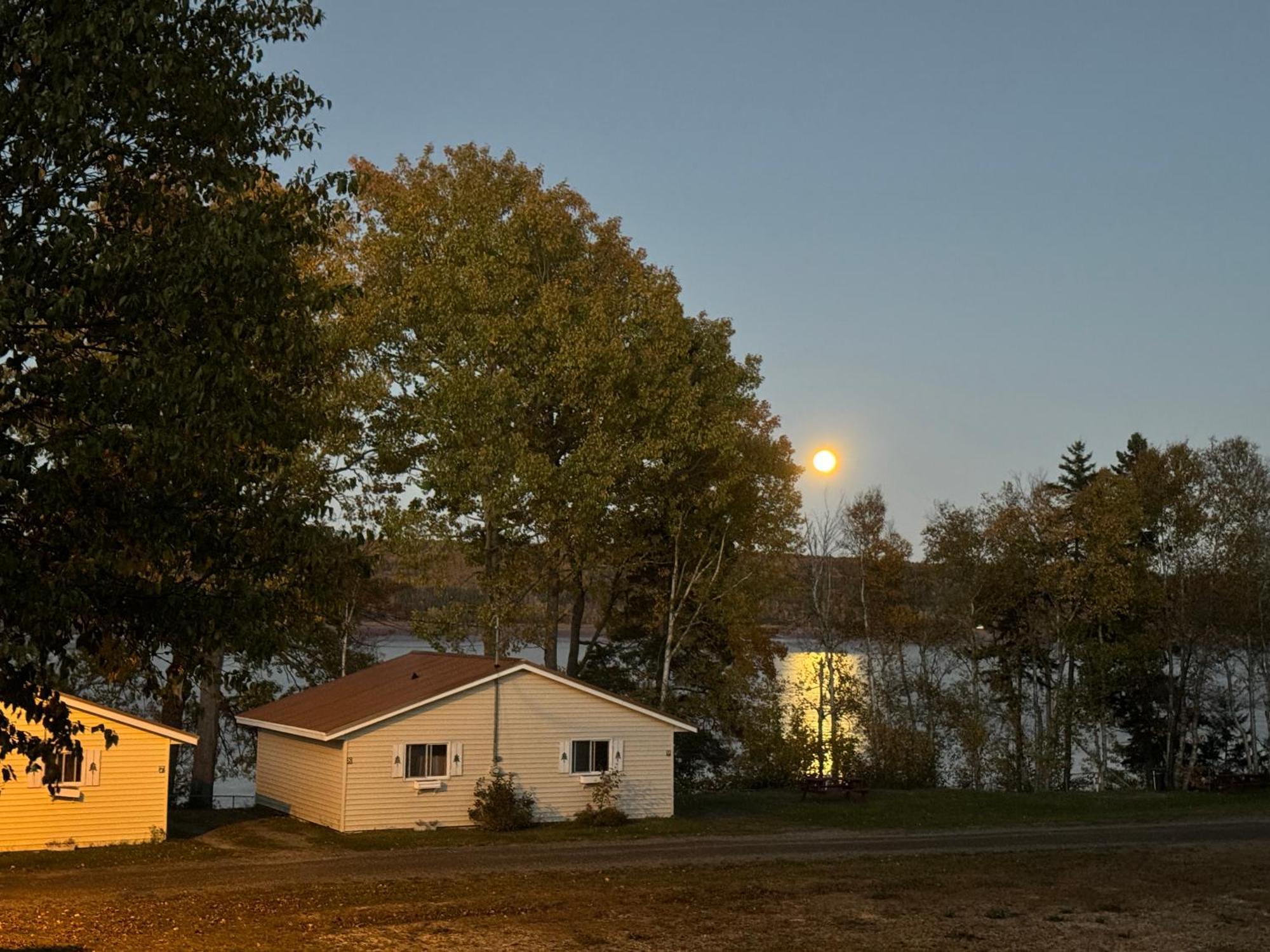 The Fundy Rocks Resort Хопуэлл Кейп Экстерьер фото