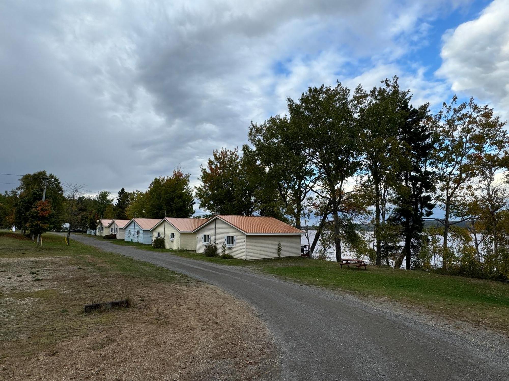The Fundy Rocks Resort Хопуэлл Кейп Экстерьер фото